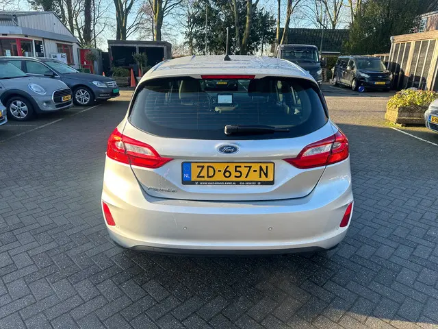 Ford Fiesta 1.1 Trend , navigatie , airco 2019 Benzine 14