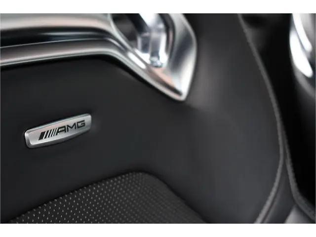 Mercedes-Benz AMG GT 4.0 S 2020 Benzine 39