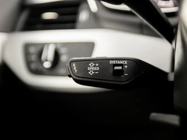 Audi A4 Avant 45 TFSI quattro Sport S line 2019 Benzine 23