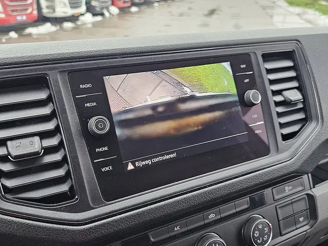 Volkswagen Crafter 35 2.0 2024 Diesel 14