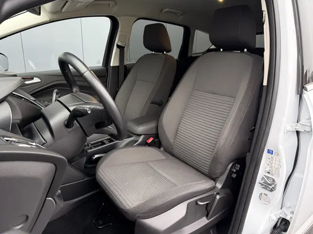 Ford C-MAX 1.5 Titanium 2015 Benzine 4