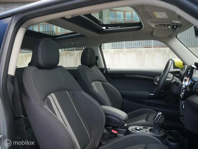 MINI Electric Mini Essential 33 kWh 2021 Elektrisch 5