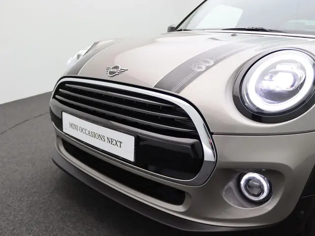 MINI 3-Deurs Cooper 2020 Benzine 14