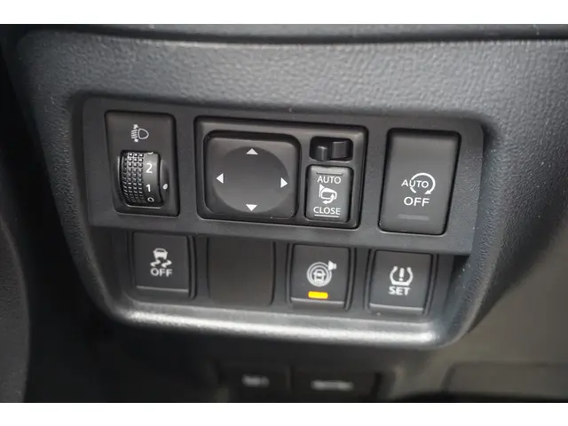 Nissan Juke 1.2 DIG-T S/S Connect Edition 2015 Benzine 22