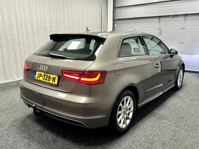 Audi A3 1.4 TFSI CoD 150 pk Ambition 2016 Benzine 4