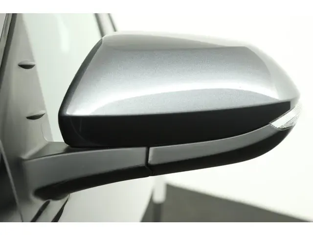 Toyota Yaris 1.5 Hybrid Dynamic 2022 Hybride Benzine 36