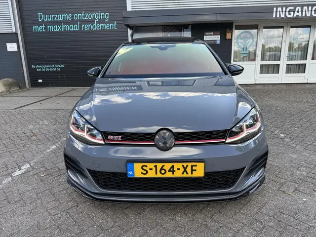 Volkswagen Golf 2.0 TSI GTI TCR 2019 Benzine 41