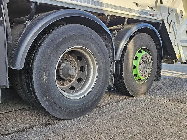 Scania P P340 2015 CNG 14