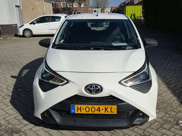 Toyota Aygo 1.0 VVT-i x-fun | 54178km | Airco 2020 Benzine 6