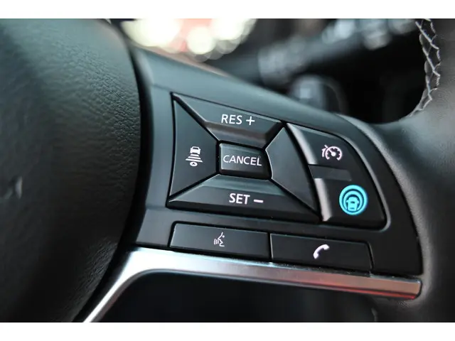 Nissan Juke 1.0 DIG-T Tekna 2025 Benzine 21