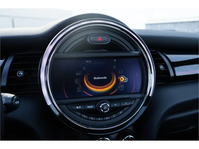 MINI Cooper S Mini Chili Serious Business 2015 Benzine 21