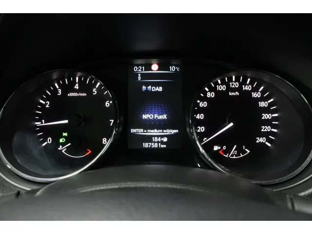 Nissan QASHQAI 1.2 Acenta 2014 Benzine 21