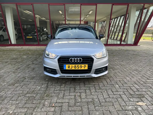 Audi A1 Sportback 2