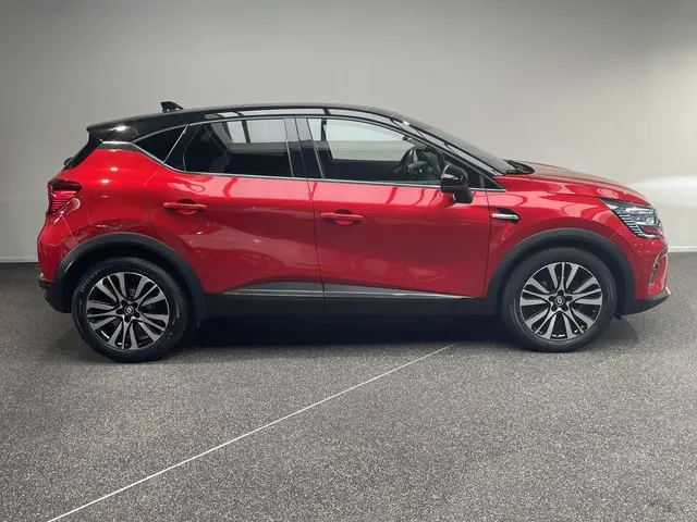 Renault Captur 1.3 mild hybrid 160 iconic 2023 Benzine 16