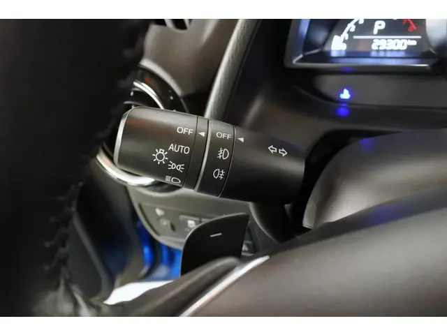 Mazda 2 1.5 90pk Automaat Sportsline 2019 Benzine 15