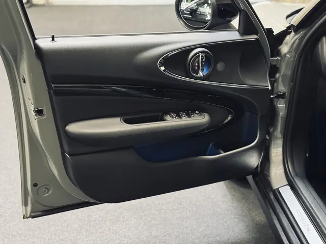 MINI Clubman Mini 1.5 Cooper Richmond Park 2021 Benzine 10