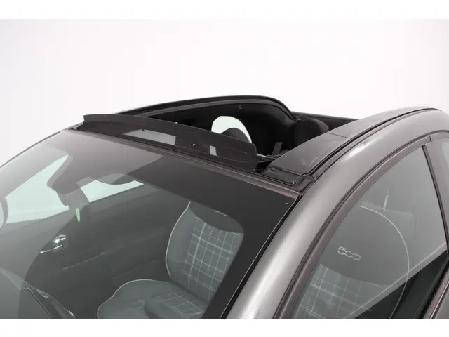 Fiat 500C 1.2 Lounge 2020 Benzine 25