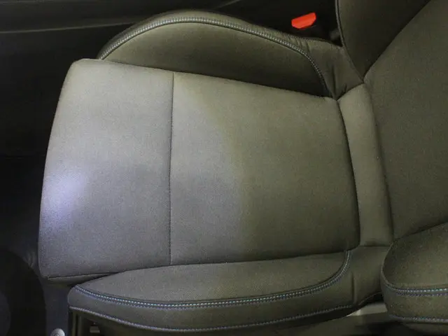 Lynk & Co 01 Plug-in Hybride 2022 Hybride Benzine 16