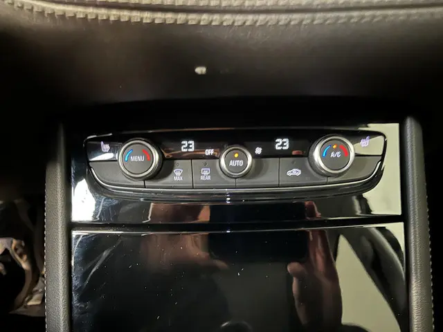 Opel Grandland X 1.2 Turbo Innovation 2019 Benzine 28