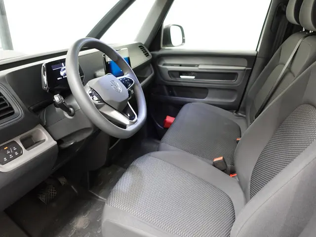 Volkswagen ID. Buzz Cargo 77 kWh 204pk 2022 Elektrisch 16