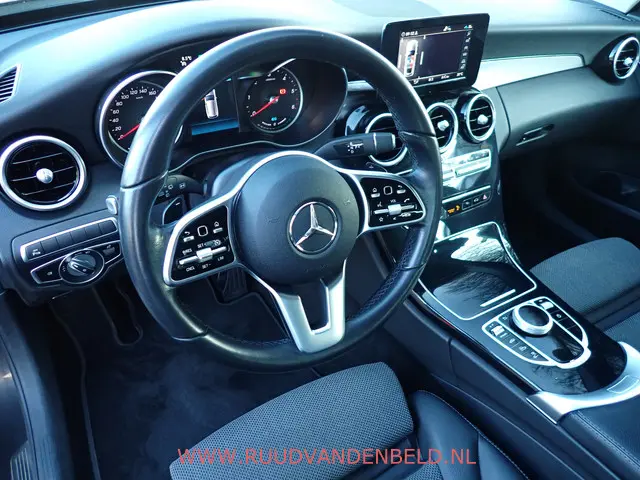 Mercedes-Benz C-Klasse Estate 300DE 2020 Hybride Diesel 10