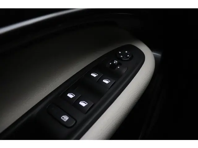 Fiat 600 1.2 Hybrid La Prima 2024 Benzine 21