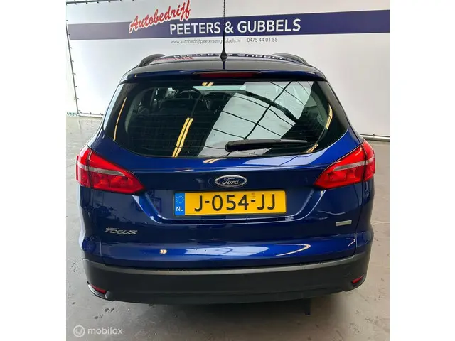 Ford Focus Wagon 1.0 Trend Edition 2015 Benzine 4
