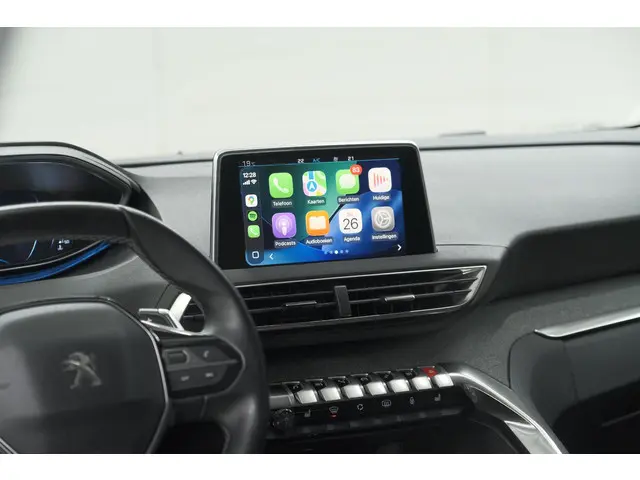 Peugeot 3008 PureTech 130 EAT8 Crossway 2020 Benzine 58