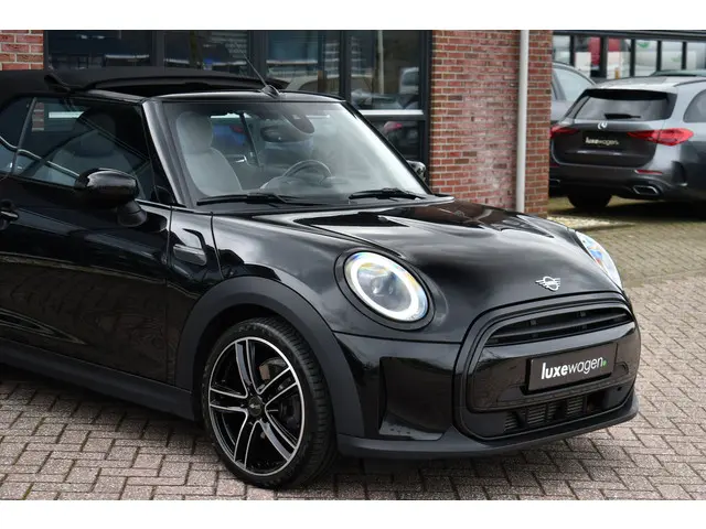 MINI Cooper Cabrio Mini 1.5 136pk aut 2021 Benzine 40