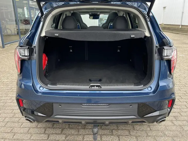 Lynk & Co 01 1.5 2023 Hybride Benzine 30