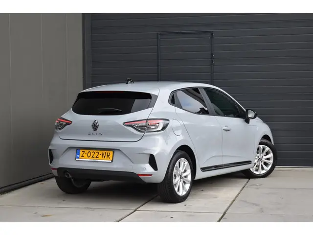 Renault Clio TCe 90 GPF evolution 2024 Benzine 3