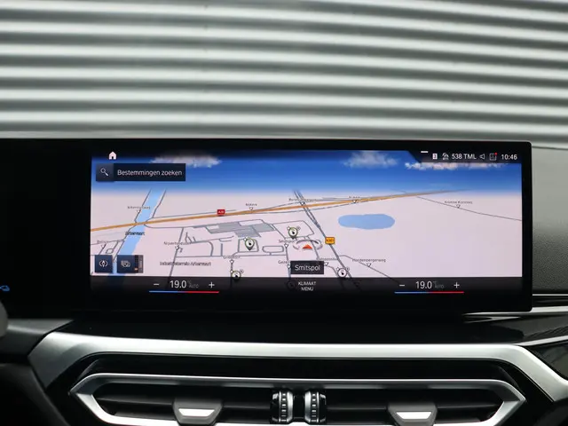 BMW 3 Serie Sedan 330e 2023 Hybride Benzine 22