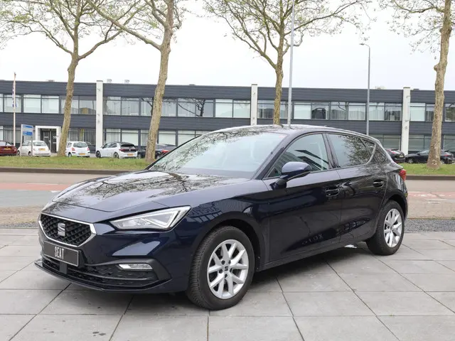SEAT Leon 1.0 eTSI 2022 Benzine 24