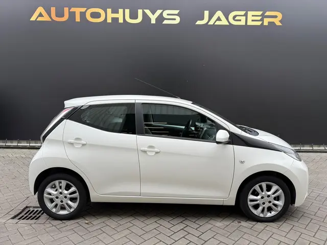Toyota Aygo 1.0 VVT-i x-wave|Camera 2017 Benzine 7