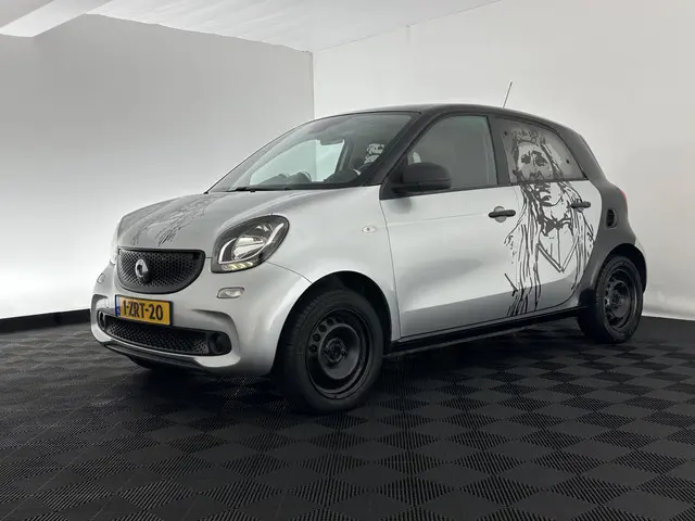 Smart Forfour 1.0 Essential Edition 2015 Benzine 3