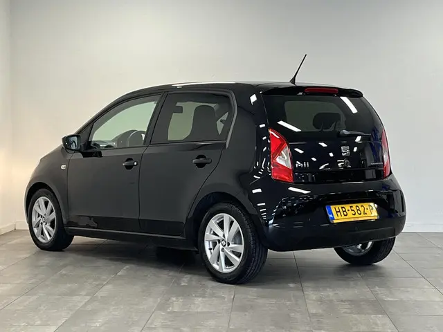 SEAT Mii 1.0 Sport Connect 2016 Benzine 6