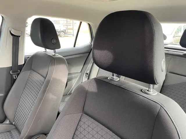 Volkswagen T-Cross 1.0 TSI Life 2020 Benzine 14