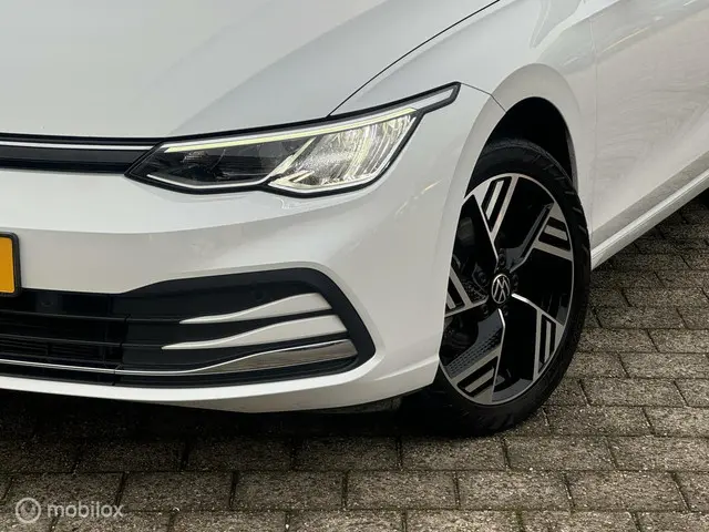 Volkswagen Golf 1.5 eTSI 2022 Benzine 7