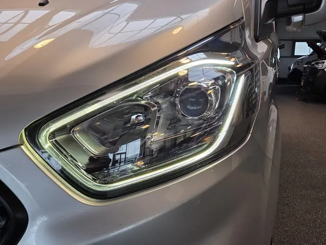 Ford Transit Custom 300 2.0 TDCI L1H1 Trend 2019 Diesel 9