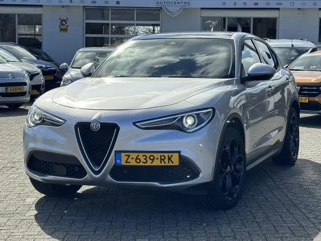 Alfa Romeo Stelvio 3