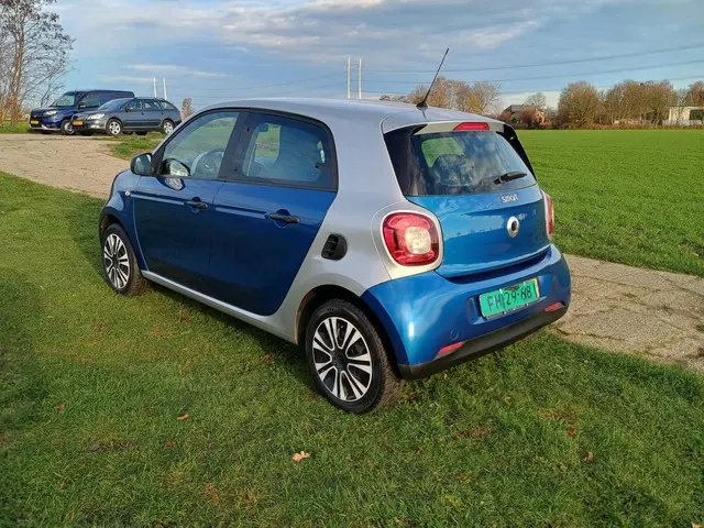Smart Forfour 1.0 Essential Edition 2015 Benzine 5