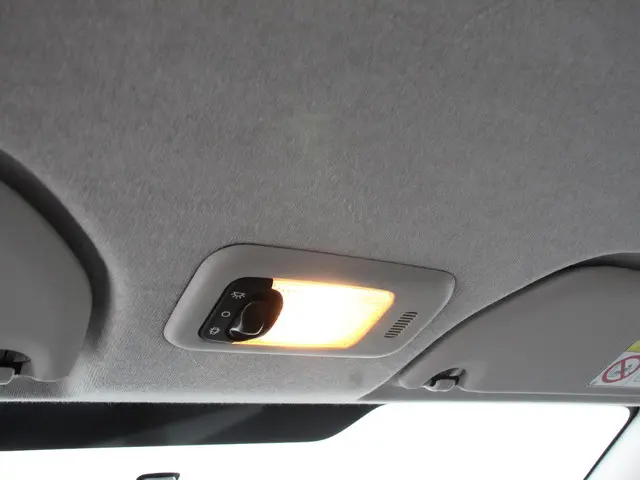 Toyota Aygo 1.0 VVT-i Aspiration Automaat 2013 Benzine 35