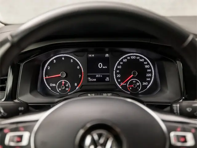 Volkswagen Polo 1.0 Sportline 2018 Benzine 20
