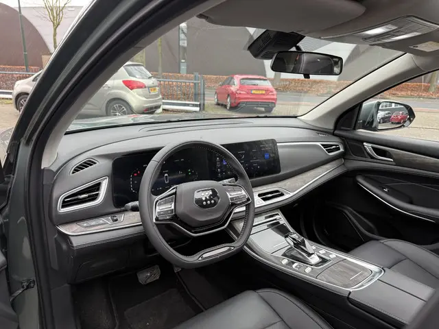 DFSK E5 PHEV 1.5 L2 2025 Hybride Benzine 25