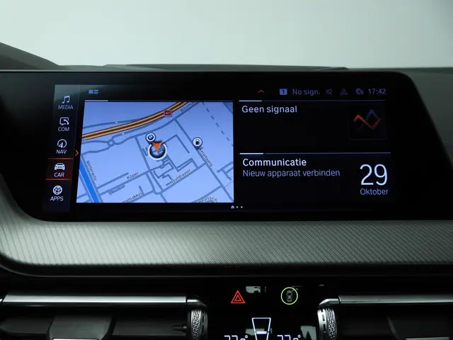 BMW 1 Serie 5-deurs 118i 2021 Benzine 29