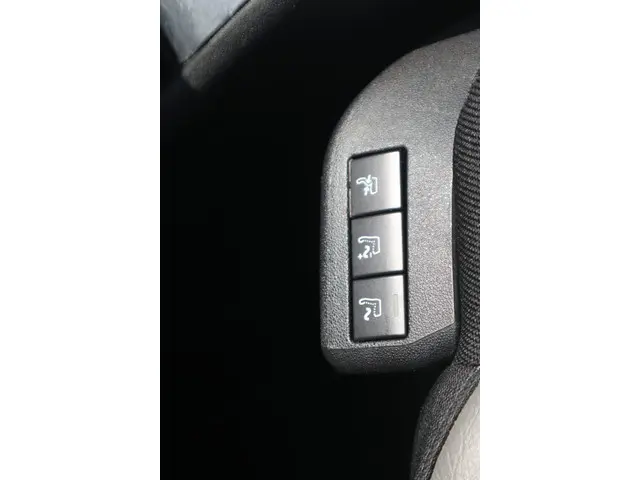 Citroën Grand C4 Picasso 1.6 THP Business 2015 Benzine 33