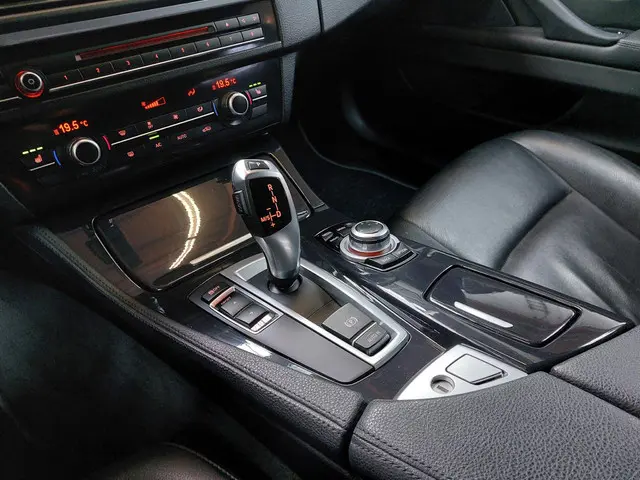 BMW 5 Serie Touring 520d 190 pk Automaat 2016 Diesel 5