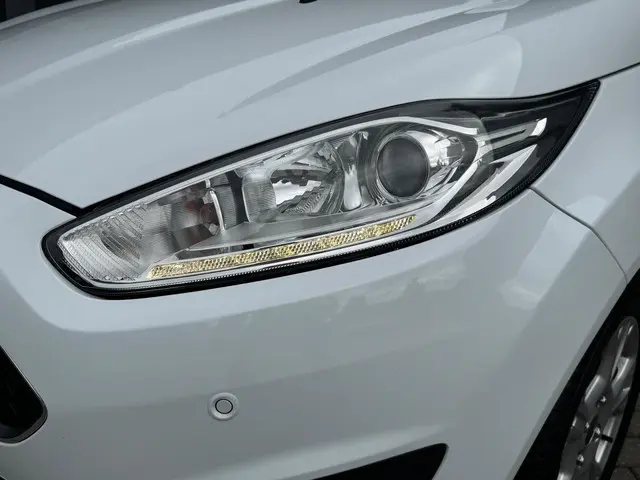 Ford Fiesta 1.0 Style Nap / Navi / Pdc / Led 2017 Benzine 16