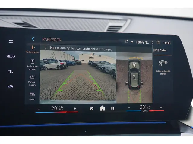 BMW X1 xDrive25e 2025 Hybride Benzine 21