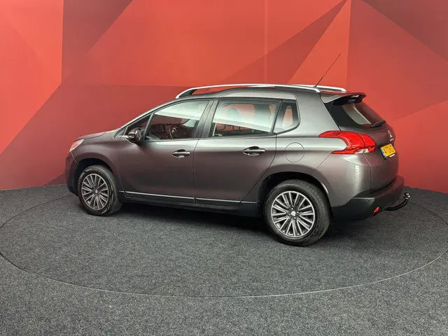 Peugeot 2008 1.2 VTi Blue Lease 2014 Benzine 18